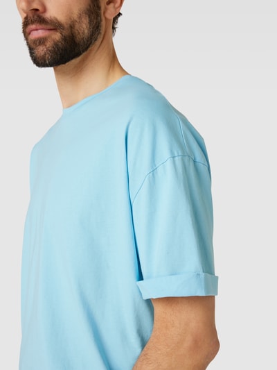 Drykorn T-Shirt mit fixierten Ärmelumschlägen Modell 'THILO' Hellblau 3