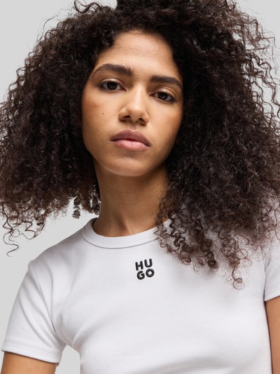 HUGO t-shirt o kroju slim fit z mieszanki bawełny model 'DELANOR' Złamany biały 3