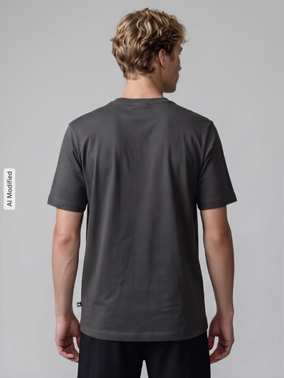 adidas Sportswear T-Shirt mit kleinem Motiv-Print Anthrazit 5
