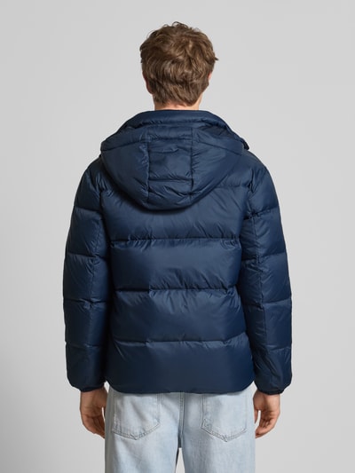 Tommy Jeans Kurtka puchowa o kroju regular fit z wyhaftowanym logo Granatowy 5