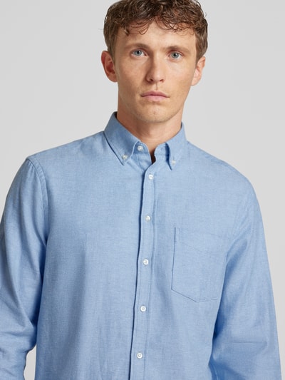 Christian Berg Men Regular Fit Freizeithemd mit Button-Down-Kragen Metallic Blue 3