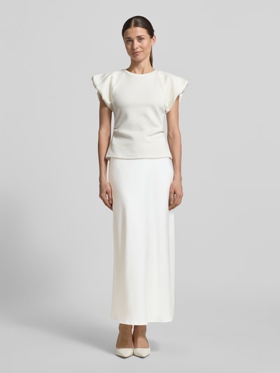 Vrouwenmodel draagt Satinrock mit elastischem Bund van V by Vera Mont in wit, recht model, satijnen textuur, midirok, totale lengte 93 cm, taillewijdte 41 cm, volledige lichaamsaanzicht van voren
