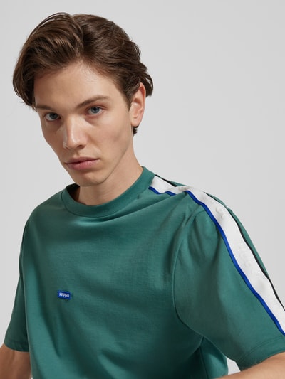 Hugo Blue T-Shirt mit Label-Patch Modell 'Neloy' Gruen 3