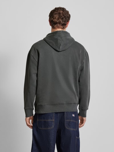 Tommy Jeans Hoodie met labelstitching, model 'VARSITY' Zwart - 5