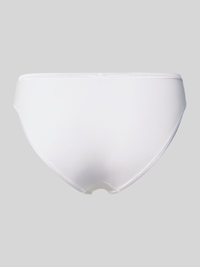 Produktfoto, weißer Slip aus Modal-Mix Modell 'PURE' von Mey, glatte Oberfläche, eingefaßte Abschlüsse, enge Passform, Damenwäsche