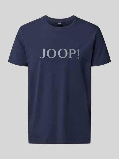 Produktfoto, T-Shirt mit Logo und Rundhalsausschnitt von JOOP! Collection in Dunkelblau, glatte Baumwoll-Elasthan-Oberfläche, Regular Fit