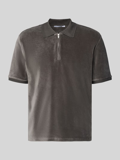Produktfoto, Regular Fit Poloshirt mit Reißverschluss Modell 'Francis' von Tiger Of Sweden in Dunkelgrau, Baumwoll-Mix, Kurzarm, glatte Textur.