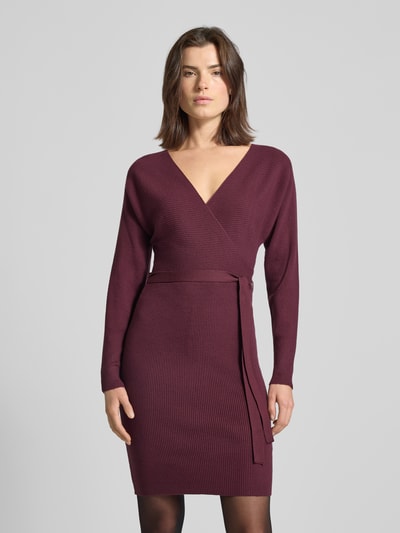 Vero Moda Sukienka taliowana z dzianiny z mieszanki wiskozy model ‘HOLLYREM’ Bordowy 4