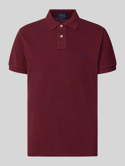 Produktfoto, Regular Fit Poloshirt aus reiner Baumwolle von Polo Ralph Lauren in Dunkelrot, feine Struktur, blauer Logo-Stick, Frontansicht.