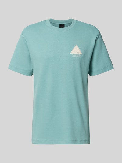 Produktfoto, Regular Fit T-Shirt mit Logo-Detail von G-Star Raw aus reiner Baumwolle in Hellblau, Rundhalsausschnitt, Rückenlänge 70 cm bei Größe M.