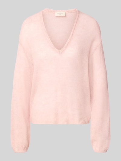 Produktfoto, lichtroze Relaxed Fit pullover met V-hals en semi-transparante look, Model 'Dido' van FREE/QUENT, Materiaalmix met katoen en alpacawol, ruglengte maat S 56 cm, mouwlengte maat S 55 cm