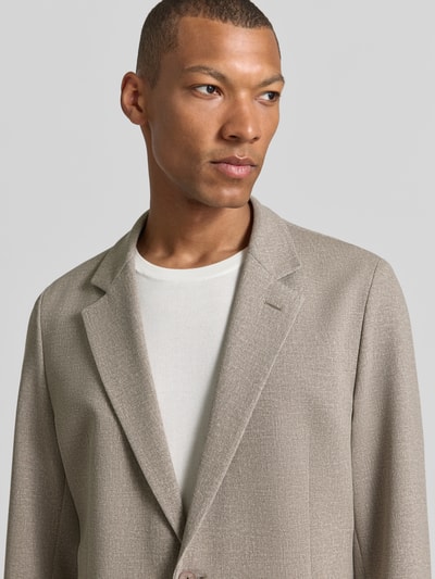 Mannelijk model draagt lichtbeige Super Slim Fit Sakko met viscose-aandeel model 'Anton263X-H' van HUGO, Heren, close-up bovenlichaam