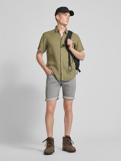 camel active Slim Fit Jeansshorts im 5-Pocket-Design Hellgrau 1