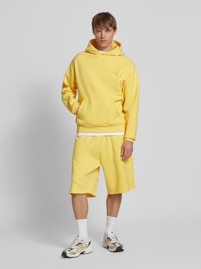 REVIEW Shorts mit elastischem Bund Pastellgelb 1
