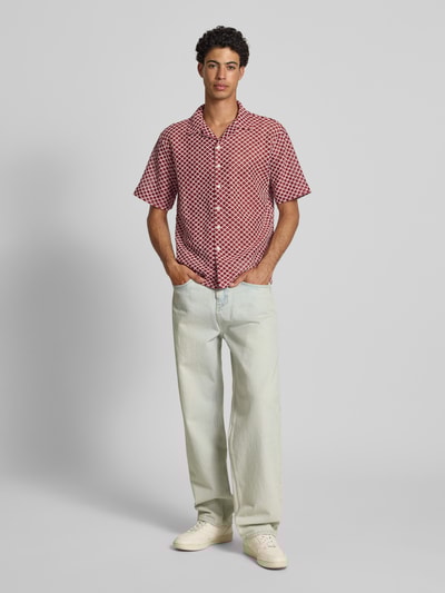 Redefined Rebel Boxy Fit Freizeithemd mit Lochmuster Modell 'ZANDER' Rot 1