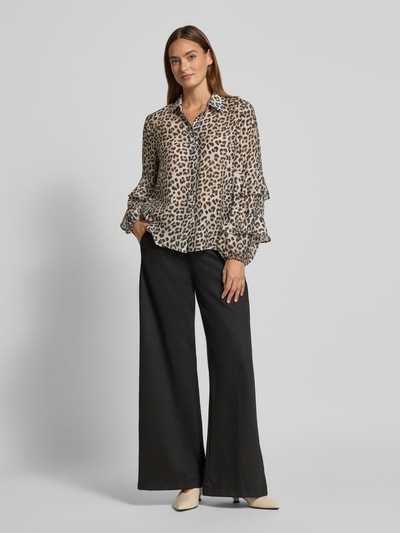 Christian Berg Woman Bluzka o kroju regular fit z mieszanki wiskozy z falbanami Piaskowy 1