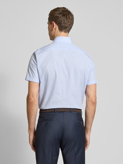 Christian Berg Men Regular Fit Business-Hemd mit Kentkragen Bleu 5