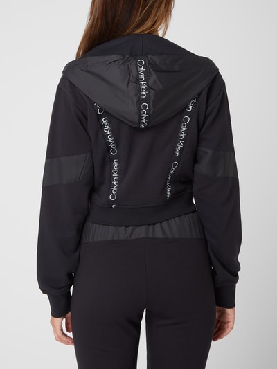 Calvin Klein Performance Cropped Sweatjacke mit Logo-Streifen  Schwarz 5