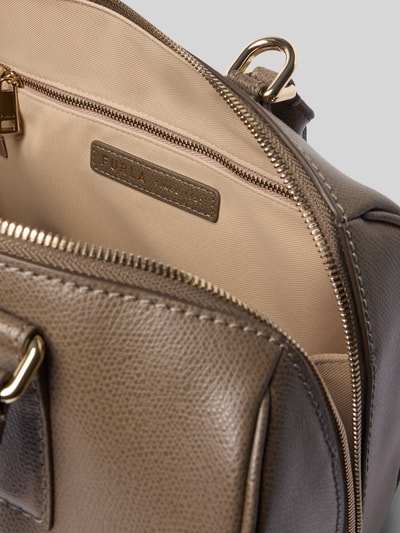 FURLA Handtasche mit Tragehenkeln Modell 'OLIVIA' Mittelgrau 4