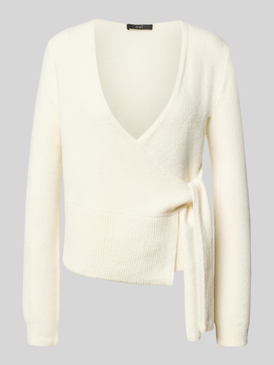 Produktfoto, Regular Fit Wickeljacke mit Baumwoll-Anteil in Strick-Optik von Oui, cremeweiß mit V-Ausschnitt, langärmelig, strukturierte Oberfläche