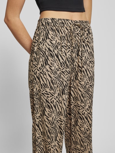 Pieces Stoffhose mit floralem Muster Modell 'NYA' Sand 3