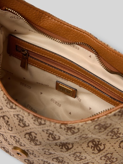 Produktfoto, beige en bruine Shoulder Bag met Allover-Logo-Stitching Model 'Camden' van GUESS, Hoofdvak met ritssluiting, schouderband, maat 1: breedte 23 cm, lengte 18 cm, diepte 9 cm, schouderbandlengte 51 cm, stoffen textuur met logostitching