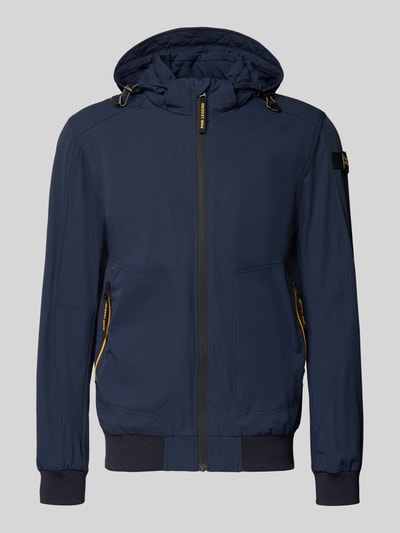 Produktfoto, Jacke mit Kapuze und Reißverschlusstaschen von PME Legend in Dunkelblau, Material-Mix mit Stretch, gelbe Akzente, Regular Fit