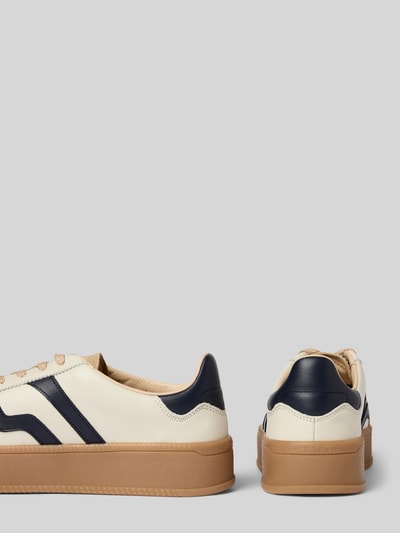 Produktfoto, beżowo-granatowe sneakersy z brązową podeszwą, skóra bydlęca, model 'Cuzmani' od GANT, damskie sneakersy