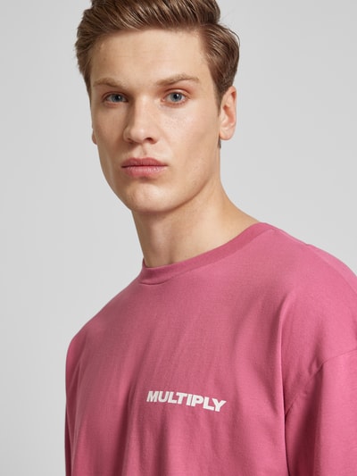 Multiply Apparel T-shirt o kroju oversized z nadrukiem z logo Mocnoróżowy 3