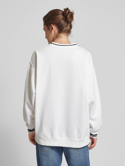 Only Oversized Sweatshirt mit Statement-Stitching Modell 'NIA' Offwhite 5