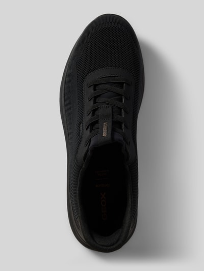 Produktfoto, Slip-on-Sneaker mit profilierter Sohle Modell 'SPHERICA' von Geox, schwarze Mesh-Optik, abgerundete Spitze, Schlupfform, Absatzhöhe 5 cm, Schafthöhe 8 cm, Schaftweite 7 cm, Größe 44.