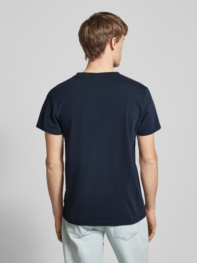 Superdry T-Shirt mit Label-Stitching Dunkelblau 5