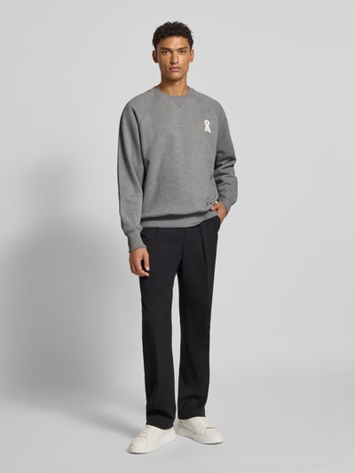 Armedangels Relaxed Fit Sweatshirt aus reiner Baumwolle Modell 'ICONIC Å JOAAN' Hellgrau 1