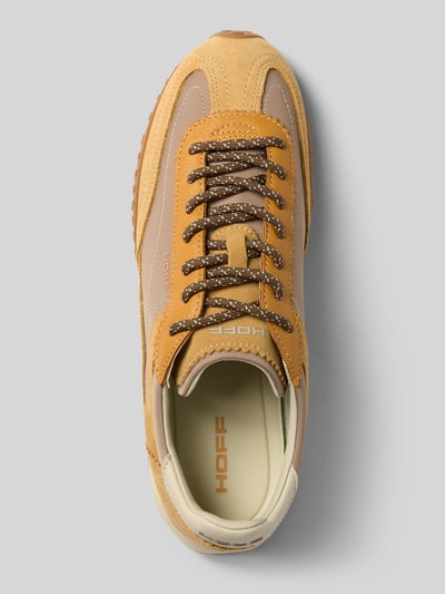 Produktfoto, Sneaker aus Leder-Mix mit Logo-Detail Modell 'Bridge' von HOFF in Beige- und Brauntönen, abgerundete Passform, Textur-Mix, 3 cm Absatzhöhe, 8 cm Schafthöhe und Schaftweite bei Größe 40