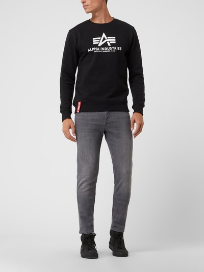 Alpha Industries „BASIC SWEATER” z nadrukiem z logo  Czarny 1