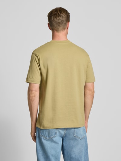 MCNEAL Loose Fit T-Shirt mit Rundhalsausschnitt Schilf 5