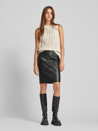 Vila Knielange rok in leerlook, model 'PENSA' Zwart - 1