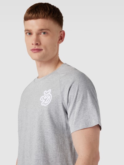Les Deux T-Shirt mit Label-Stitching Modell 'Darren' Hellgrau meliert 3