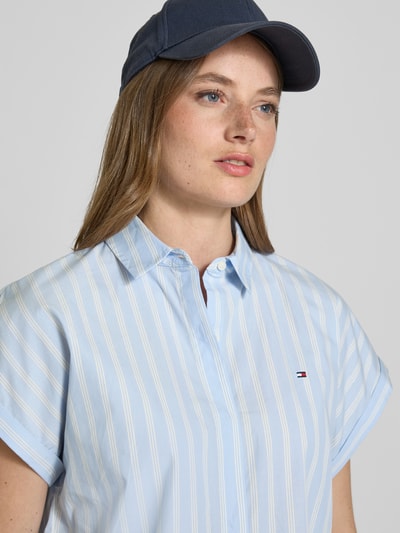 Tommy Hilfiger Relaxed Fit Bluse aus Popeline Hellblau 3