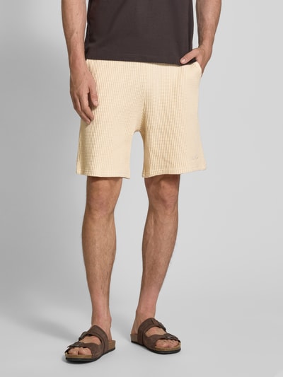Les Deux Regular Fit Sweatshorts mit Strukturmuster Modell 'Otto' Offwhite 4