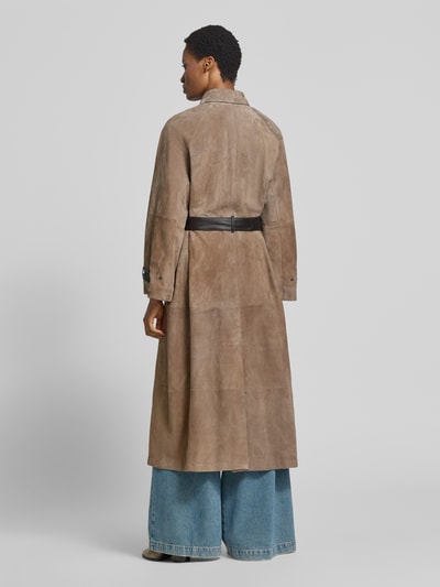 Emporio Armani Ledermantel mit Gürtel und Ärmelriegeln Mittelbraun 5