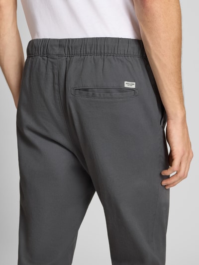 Jack & Jones Regular Fit Jogpants mit elastischem Bund Modell 'GORDON' Mittelgrau 3