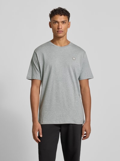 Wood Wood T-Shirt mit Label-Stitching und Rundhalsausschnitt Mittelgrau 4