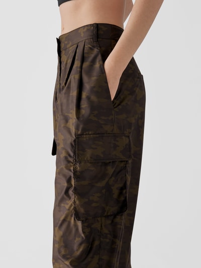 Tibi Cargohose mit Camouflage-Muster Dunkelgrün 6