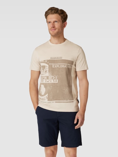 Napapijri T-shirt met labelprint met statement, model 'MANTA' Beige - 4