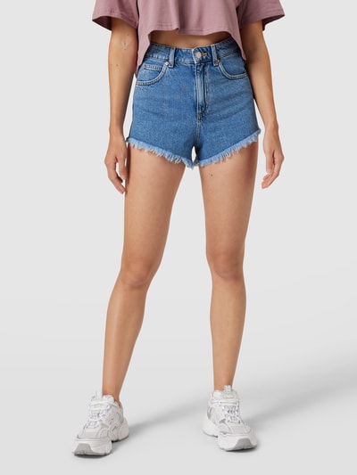 Review Jeansshorts mit ausgefransten Abschlüssen Blau 4