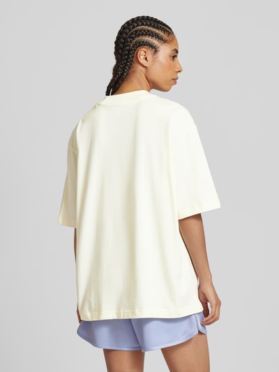 ADIDAS SPORTSWEAR T-Shirt mit Label-Stitching und 