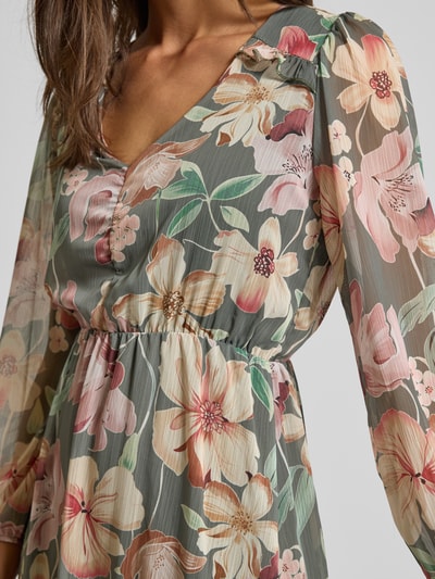 ZABAIONE Knielanges Kleid mit V-Ausschnitt Khaki 3