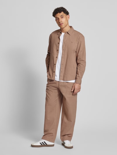 REVIEW Straight Leg Bundfaltenhose mit elastischem Bund Mud 1