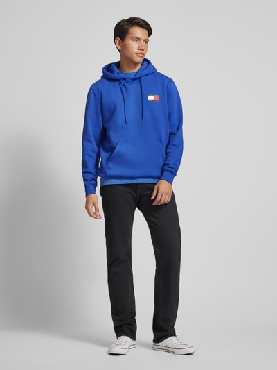 Tommy Jeans Hoodie mit Label-Print Modell 'ESSENTIAL' Royal 1